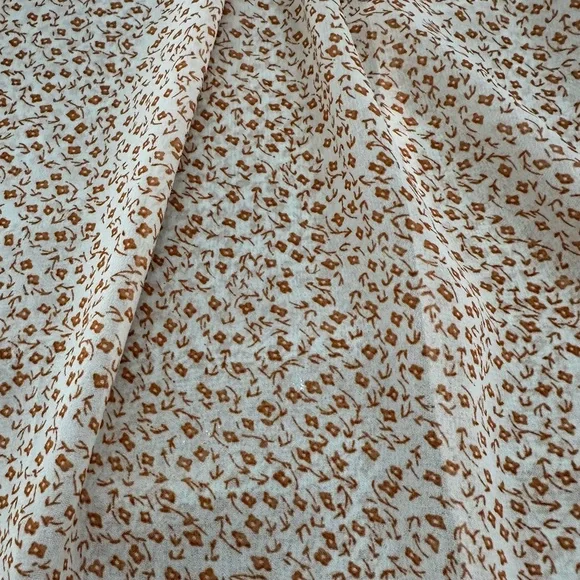 🧡🍑. Stunning HAYDEN LA women’s blouse. Size large. Never worn. - Picture 5 of 7